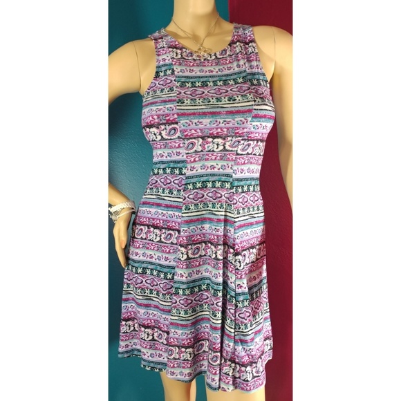 Mudd Dresses & Skirts - New w/t Mudd Brand Soft Colorful Dress Medium